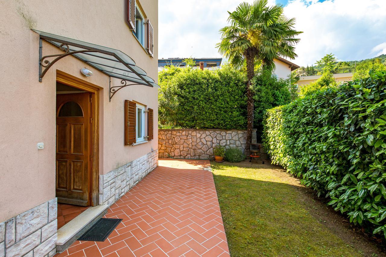 Rona Apartments Ani Ičići Exteriör bild